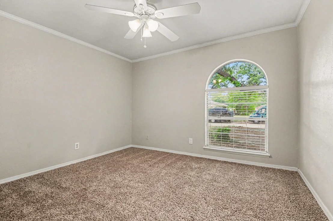 Photo of 1408 Vanderbilt Drive