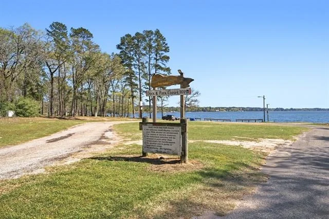 Photo of 194 Debra Drive
