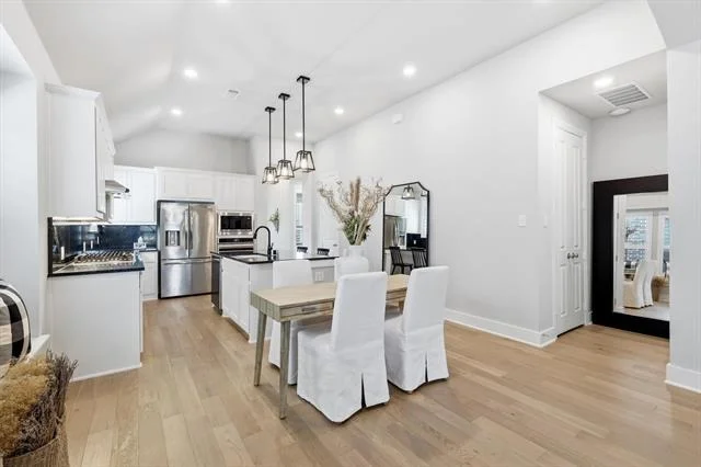 Photo of 8128 Legacy Trail