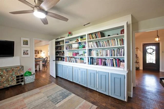 Photo of 6612 Eastview Drive