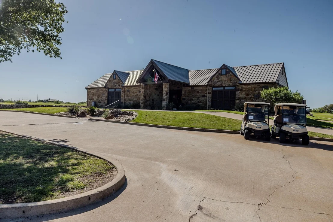 Photo of 160 Oak Tree Drive