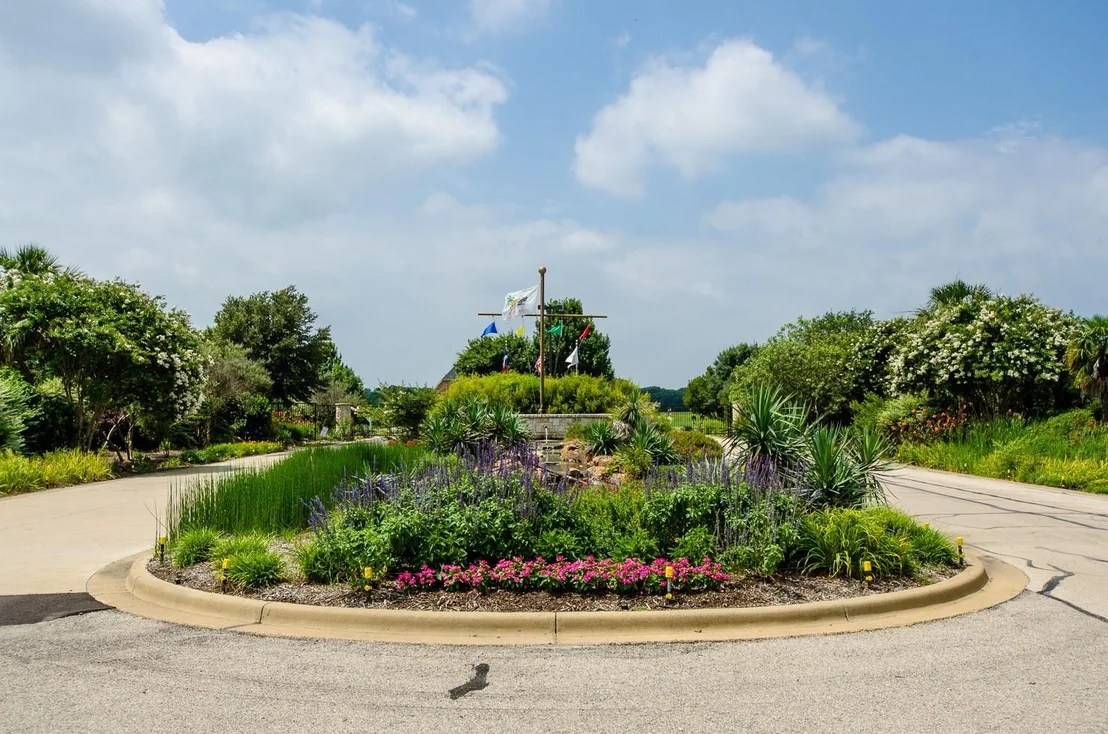 Photo of 442 Waters Edge Drive