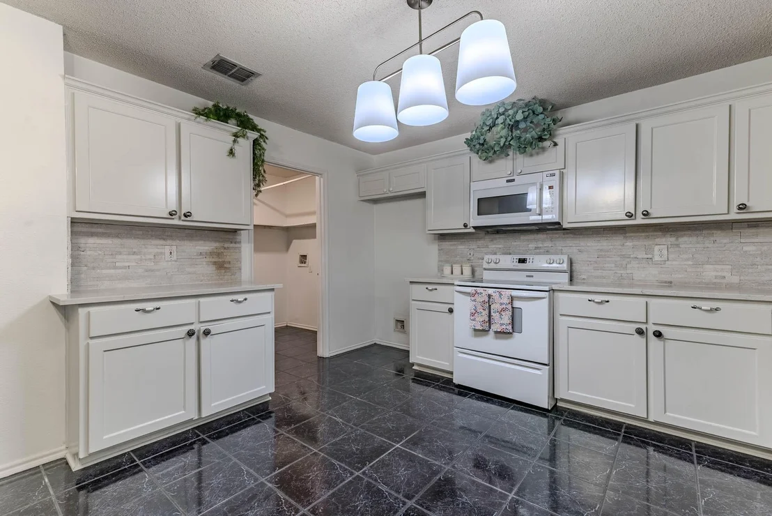 Photo of 3002 Cedar Crest Drive