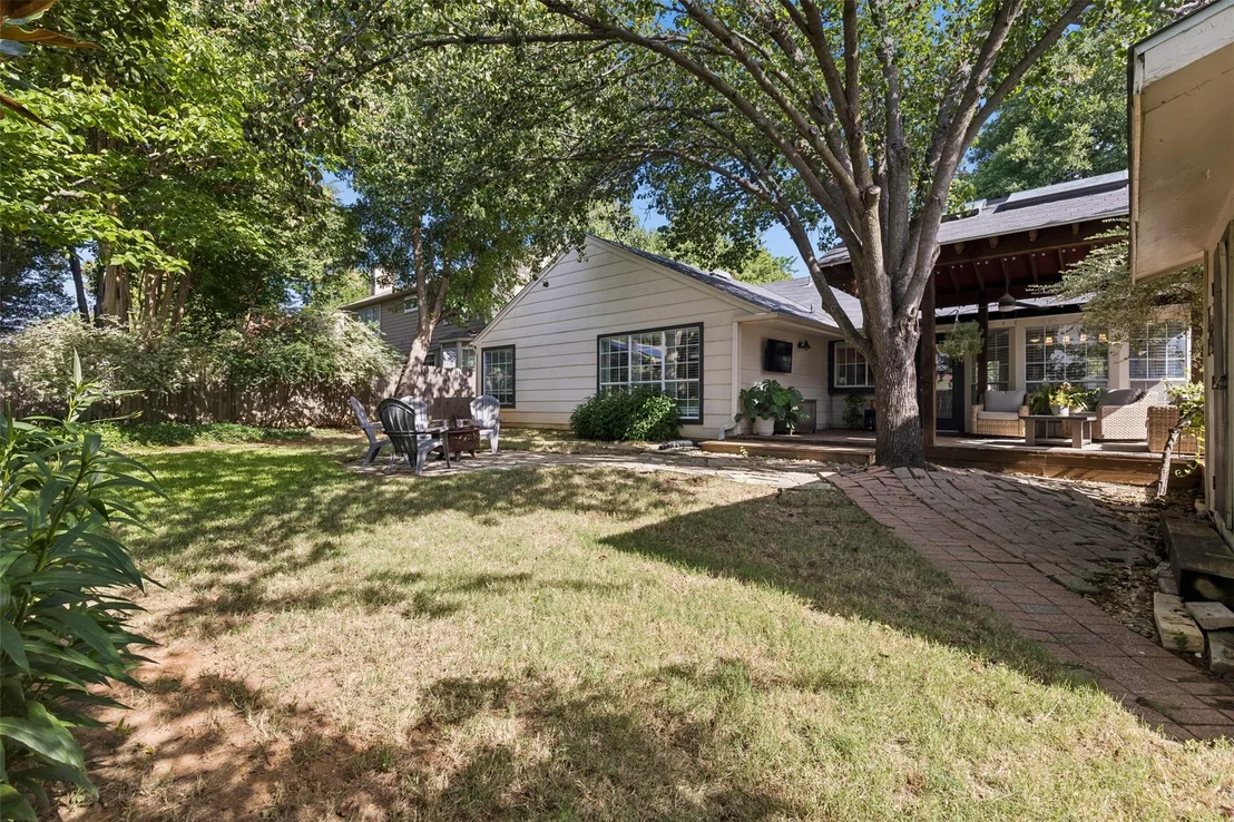 Photo of 513 Briarcroft Drive