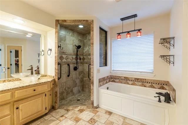 Photo of 6426 Inverrary Drive