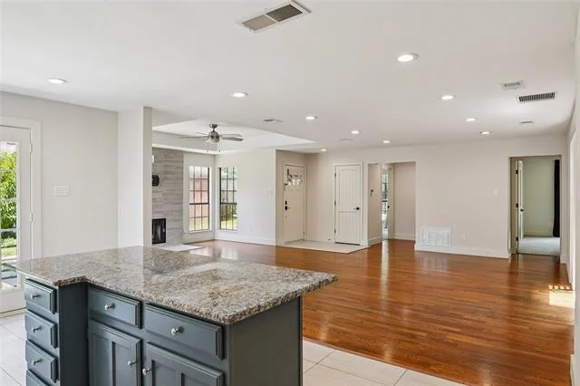 Photo of 14815 Surveyor Boulevard