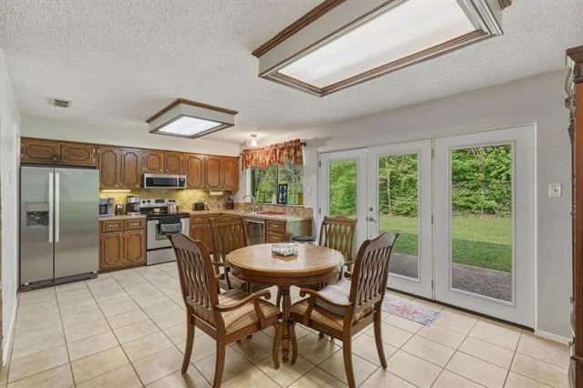 Photo of 10203 Crestview Drive