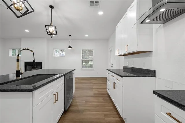 Photo of 1701 Egan Lane