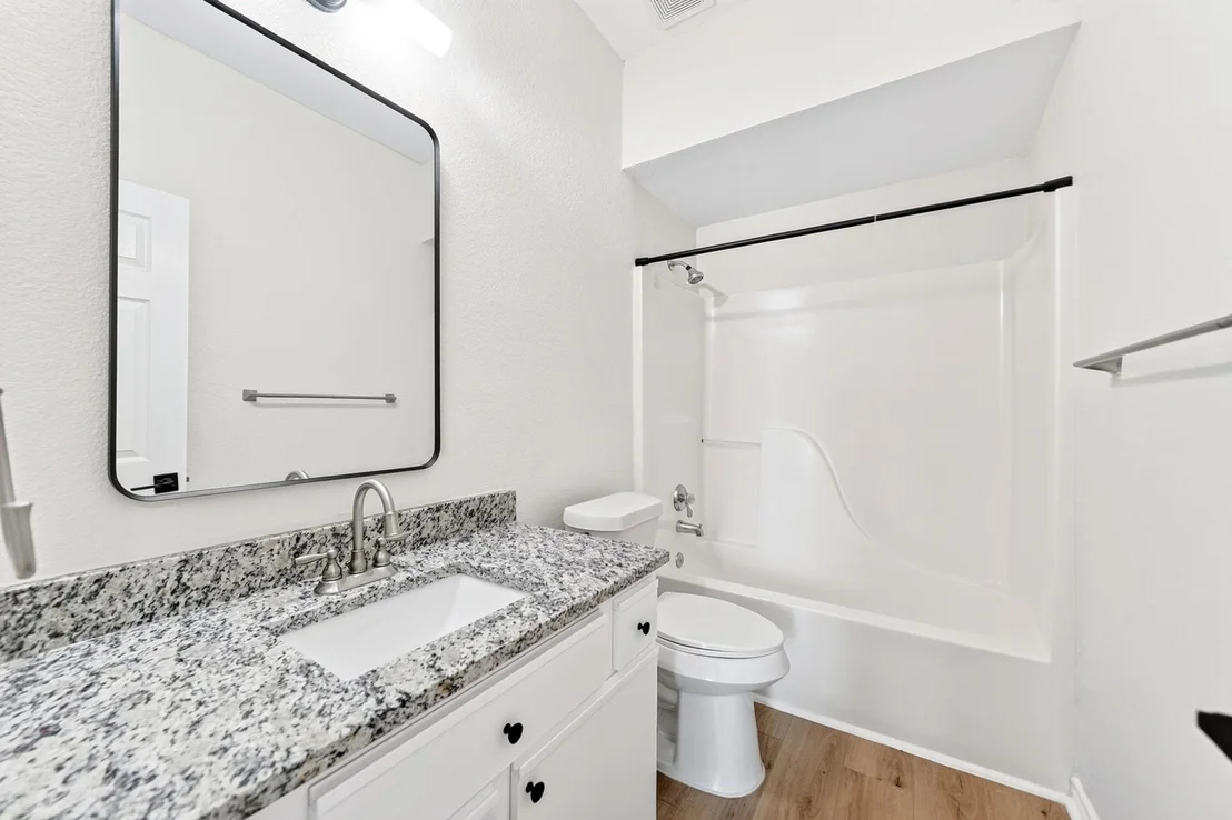 Photo of 7606 Harbor Drive