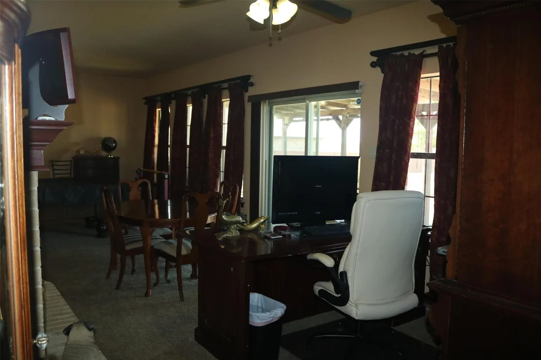 Photo of 1055 Chartres