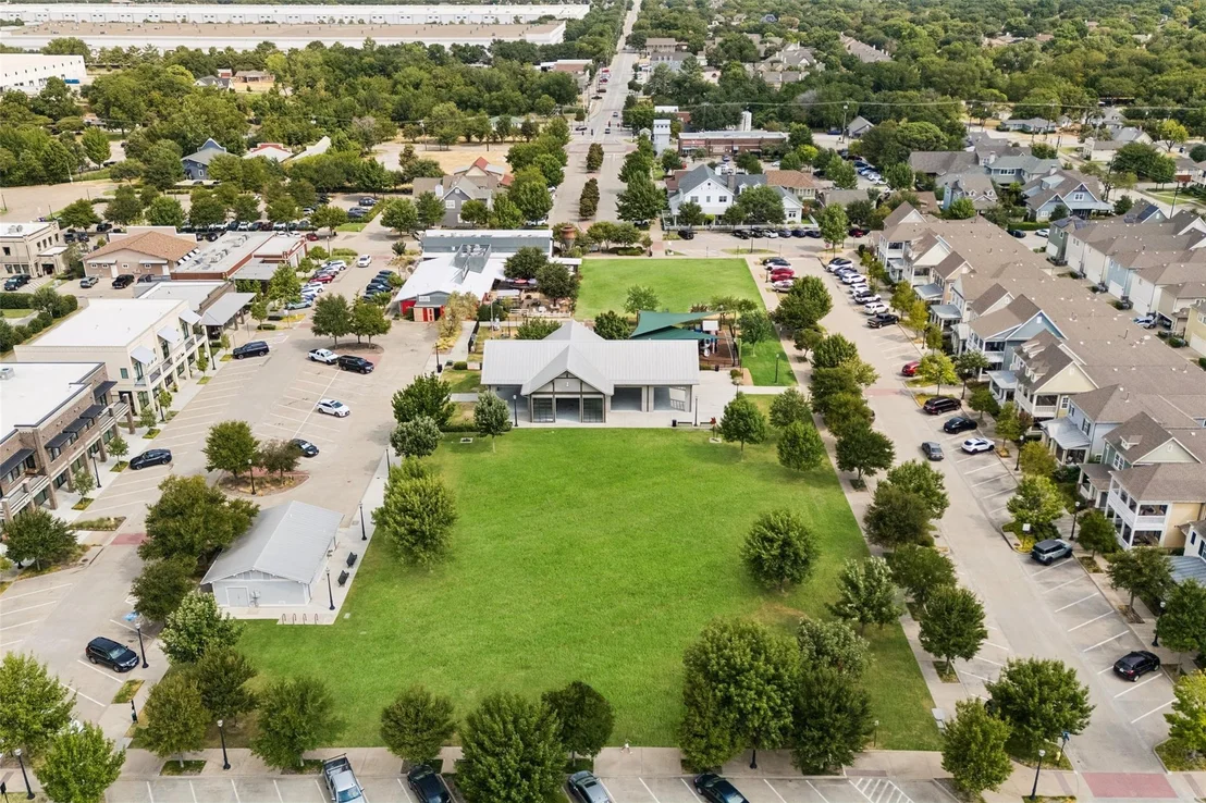 Photo of 779 Cameron Court