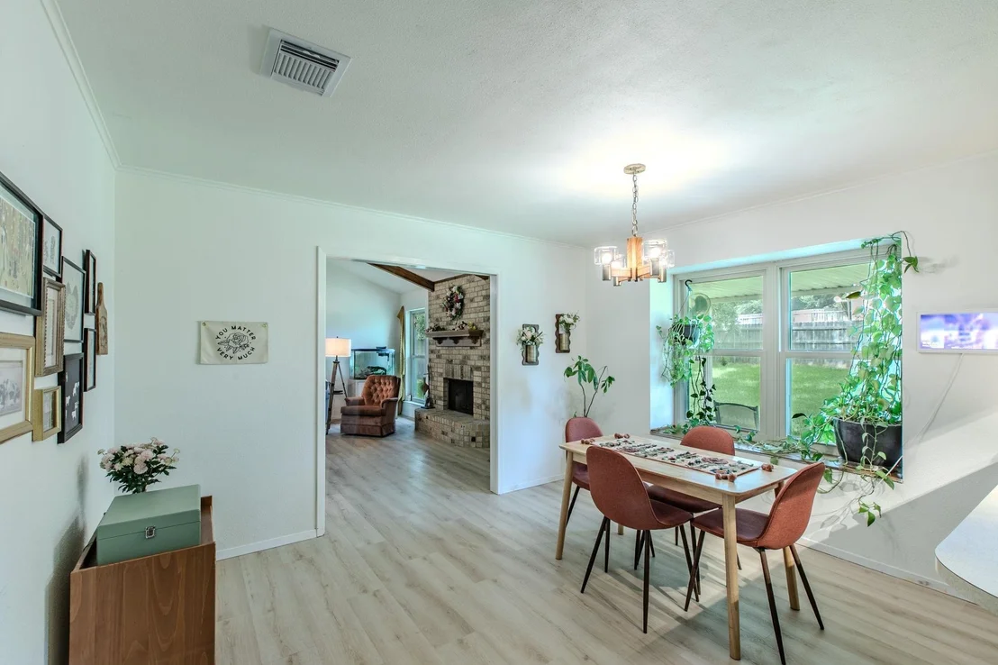 Photo of 1057 Radisson Drive
