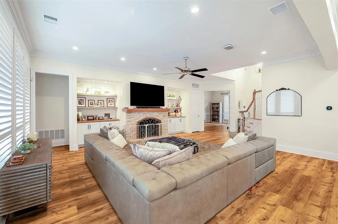 Photo of 2304 Fairway Circle