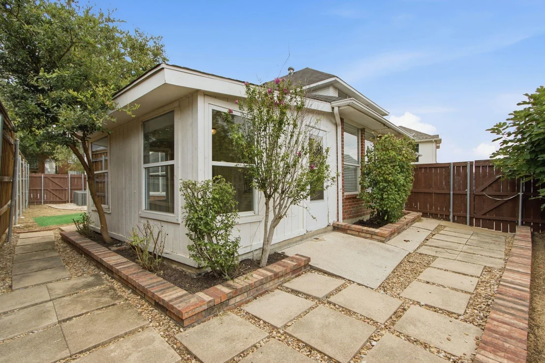 Photo of 3117 Irvine Drive