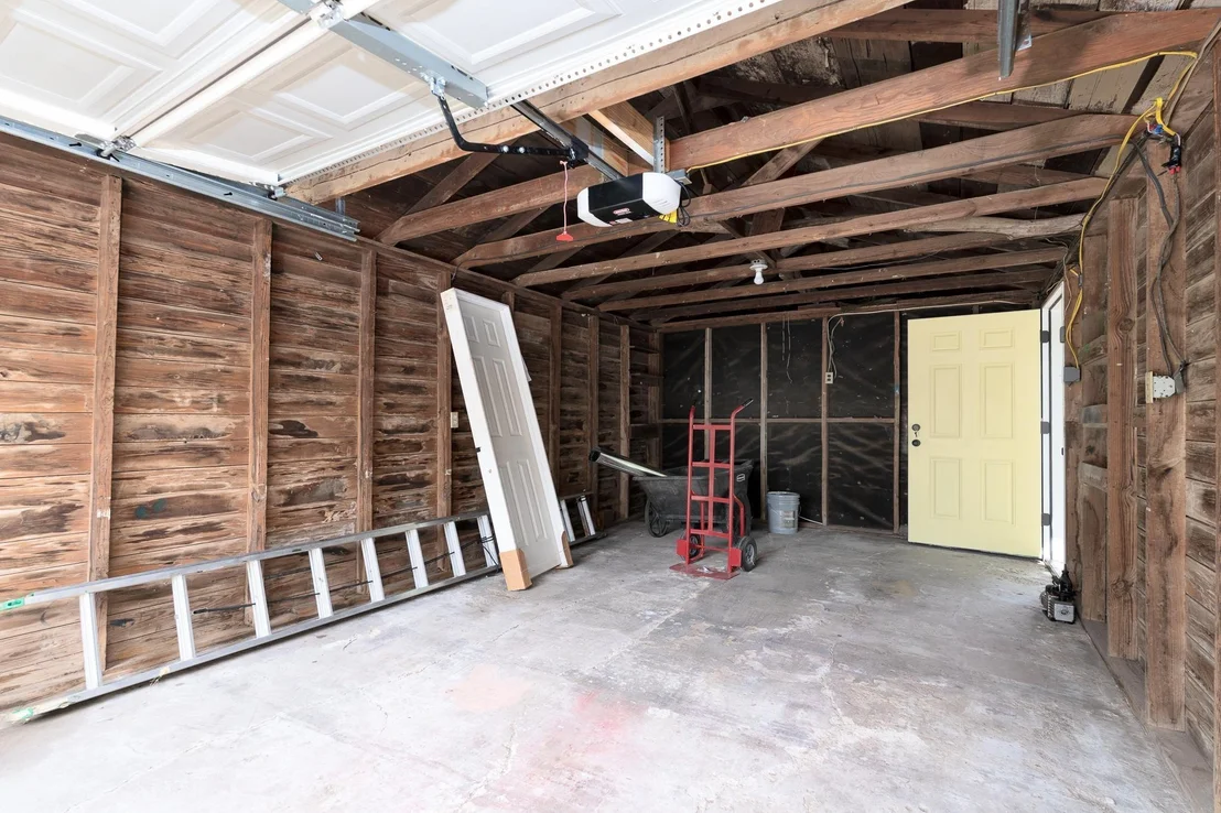 Photo of 102 S 2nd Street