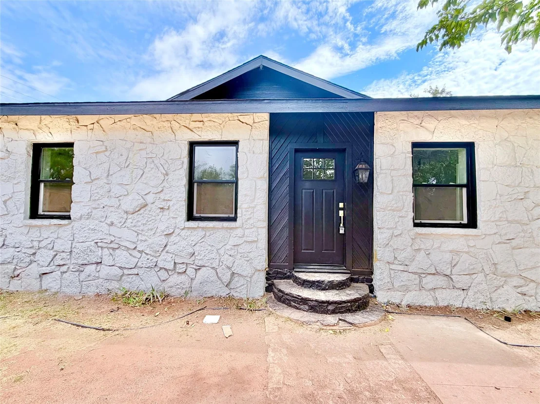 Photo of 525 Miller Street