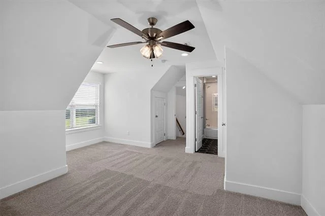 Photo of 1040 Agnes N