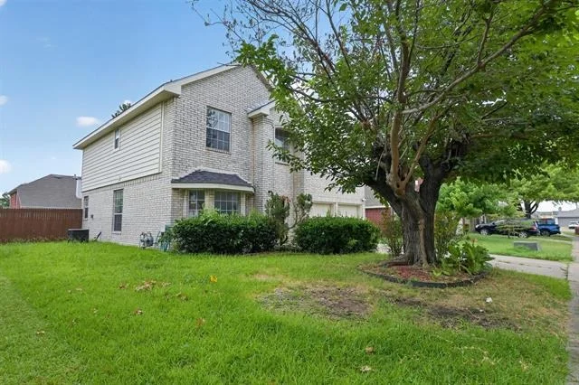Photo of 836 Snapdragon Lane