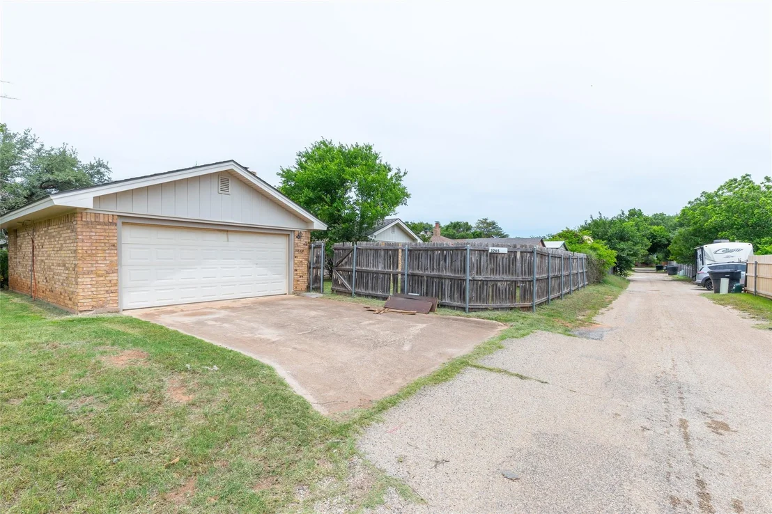 Photo of 3265 Woodhollow Circle