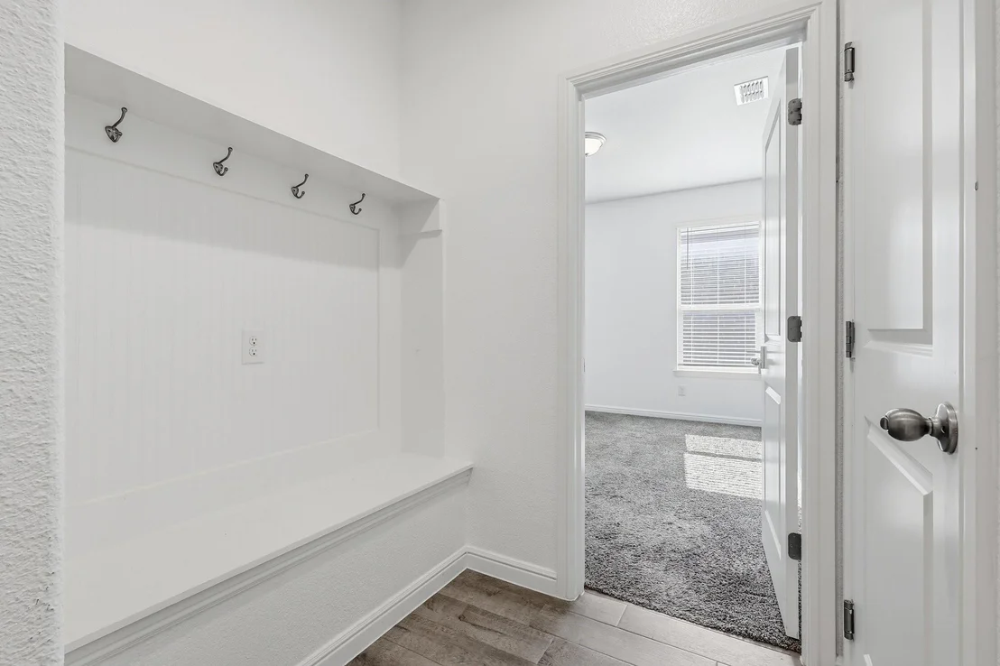 Photo of 1044 Blackhorse Trail