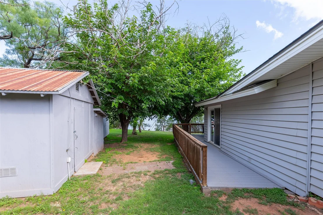 Photo of 9732 Cove Road