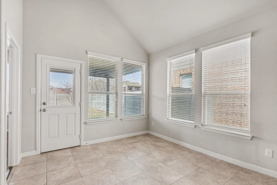 Photo of 905 Falcon Road