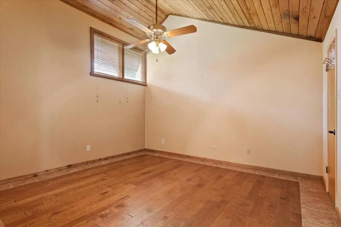 Photo of 3724 Greenleaf Drive