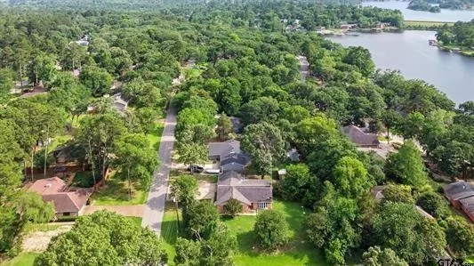 Photo of 546 Woodside Drive