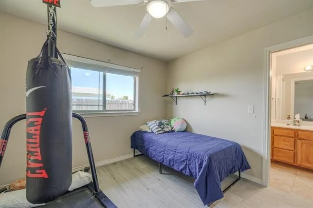 Photo of 101 Sugarberry Avenue
