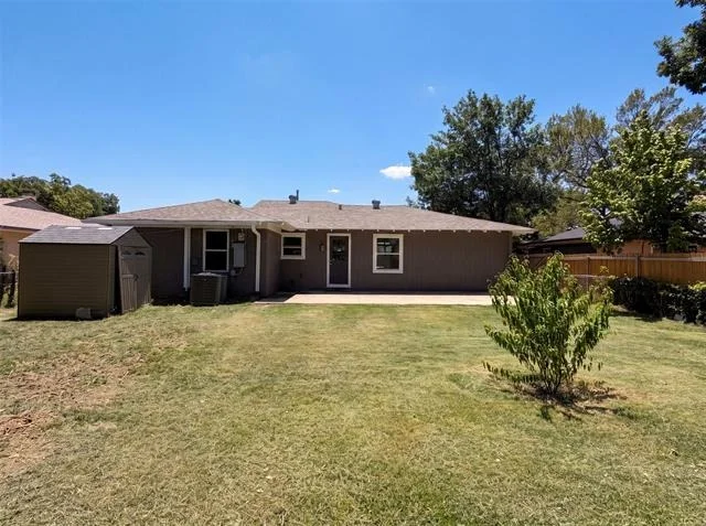 Photo of 2415 Barnes Bridge Road