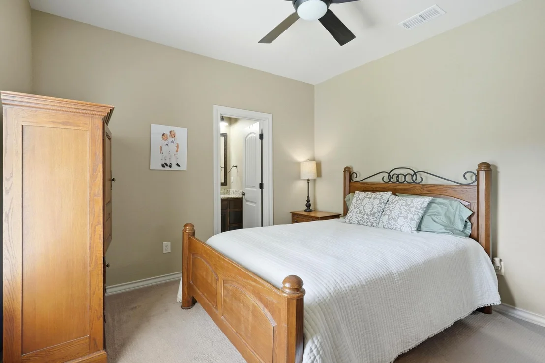 Photo of 2542 John C Stevens Street