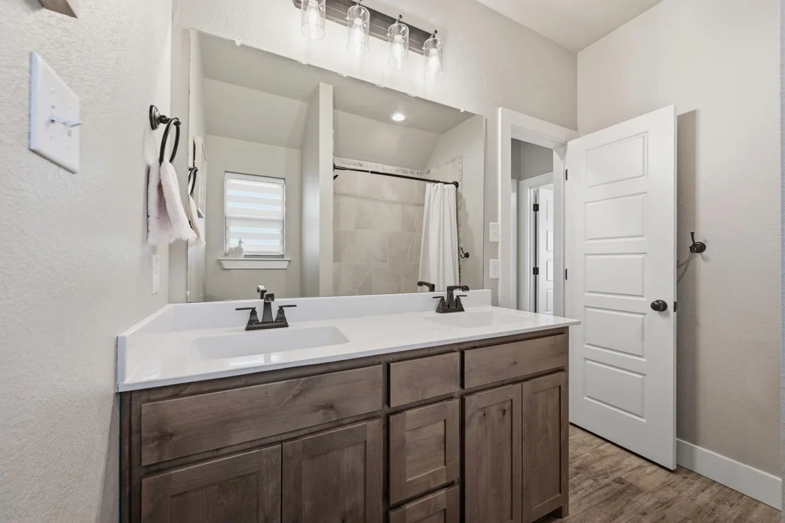 Photo of 110 Oak View Drive