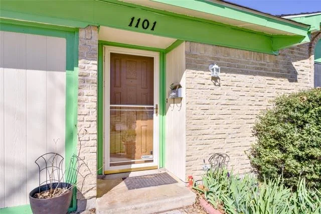 Photo of 1101 Sunset Drive