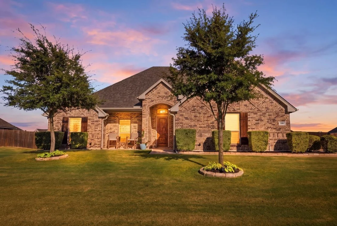 Photo of 110 Oak View Drive