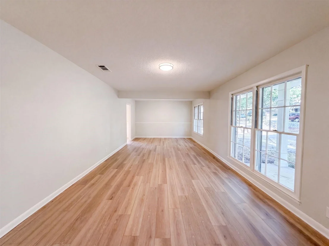 Photo of 813 Wheelwood Drive