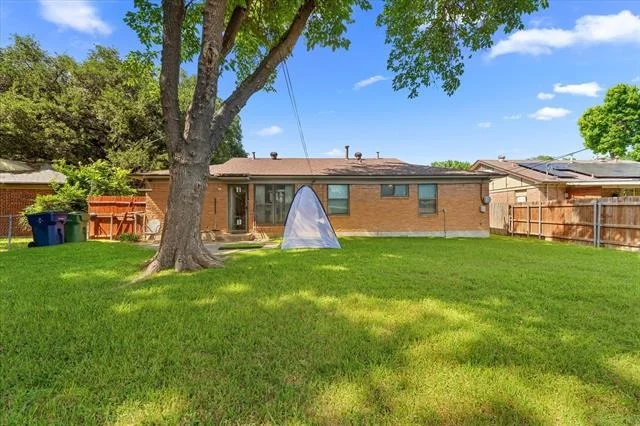 Photo of 2806 Maple Drive