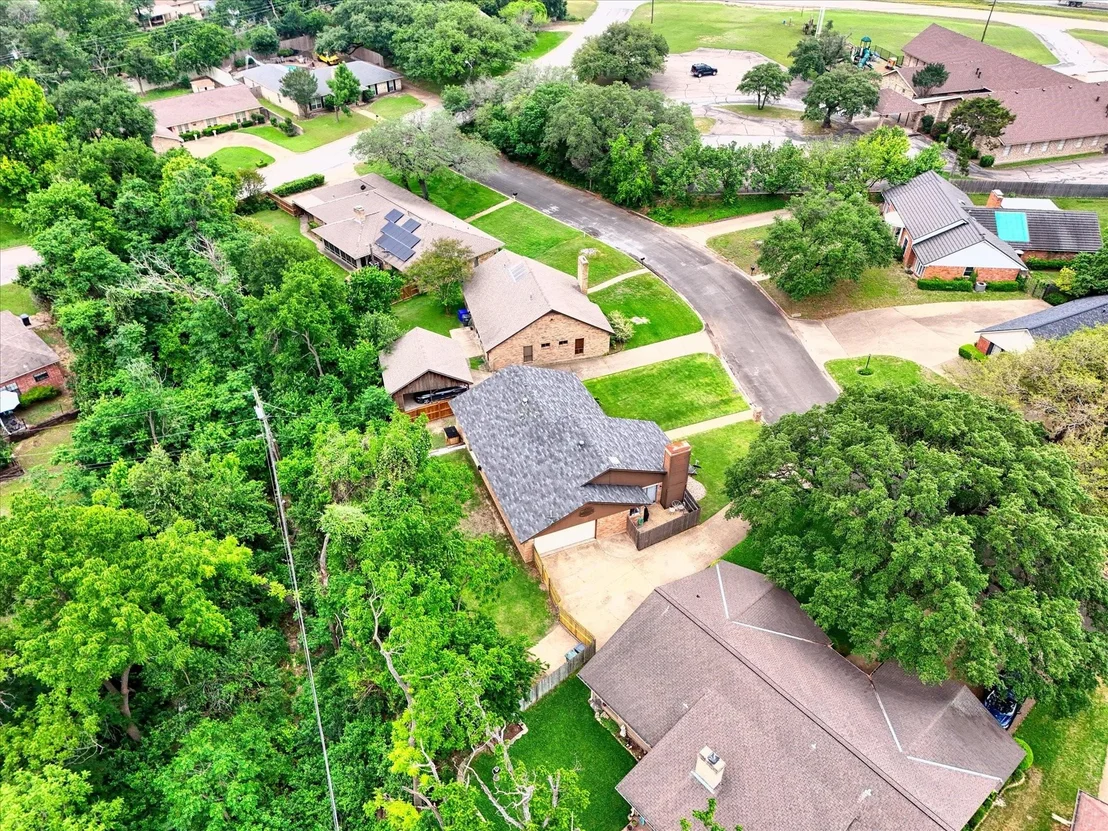 Photo of 913 Montclair Drive