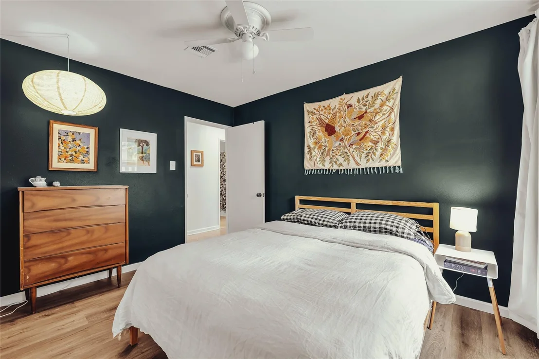 Photo of 2112 Gregory Lane