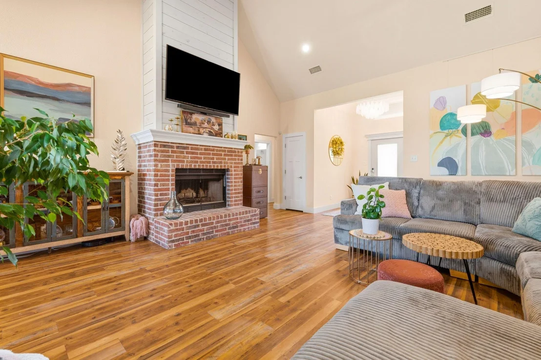 Photo of 1710 Urban Avenue