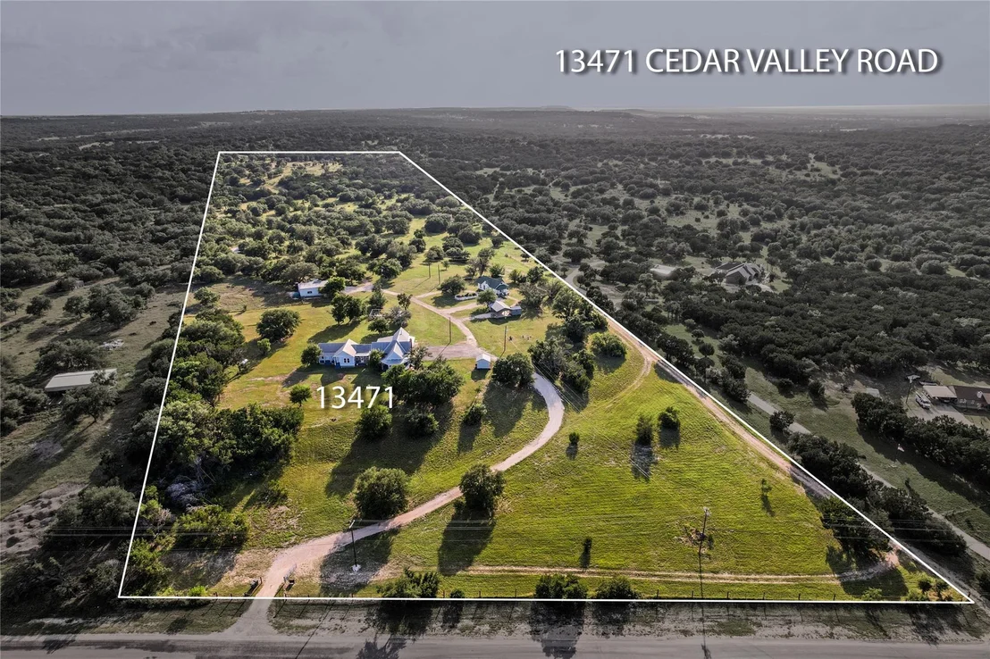 Photo of 13471 Cedar Valley Road