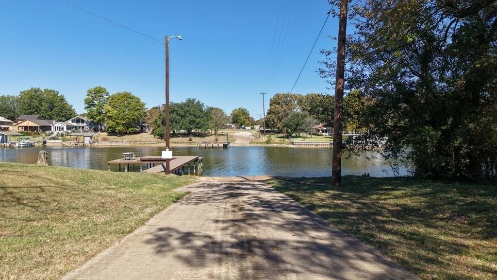 Photo of 612 Kontiki Drive