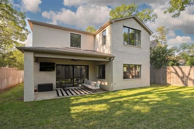Photo of 6322 Malcolm Drive