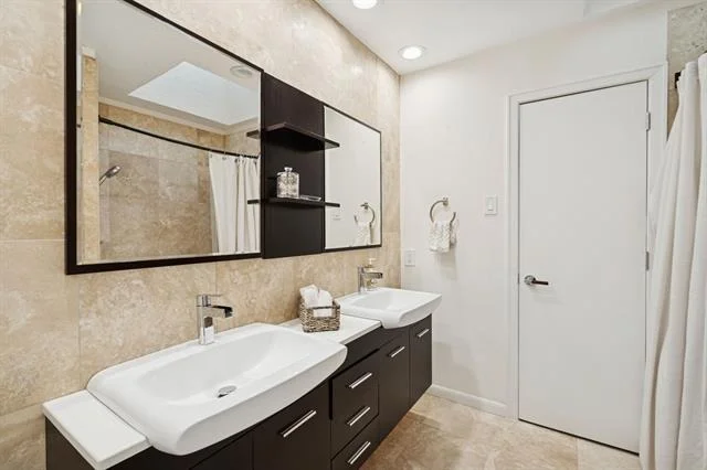 Photo of 1117 Travis Circle S