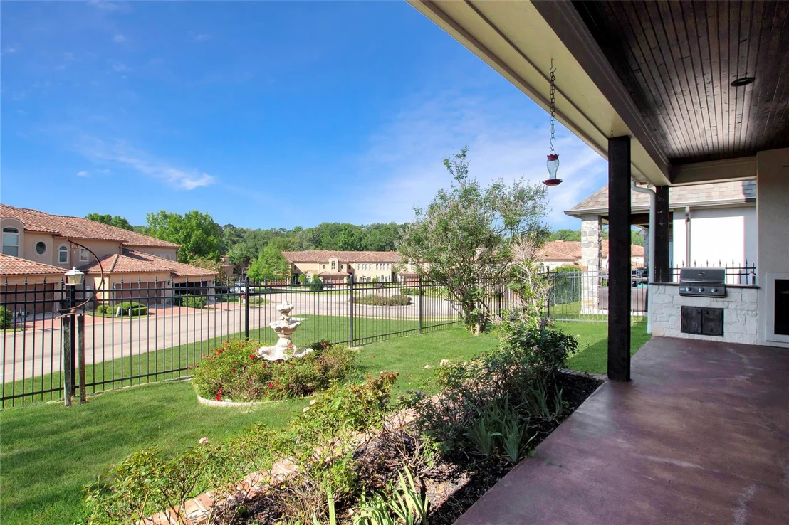 Photo of 745 Esperanza Place