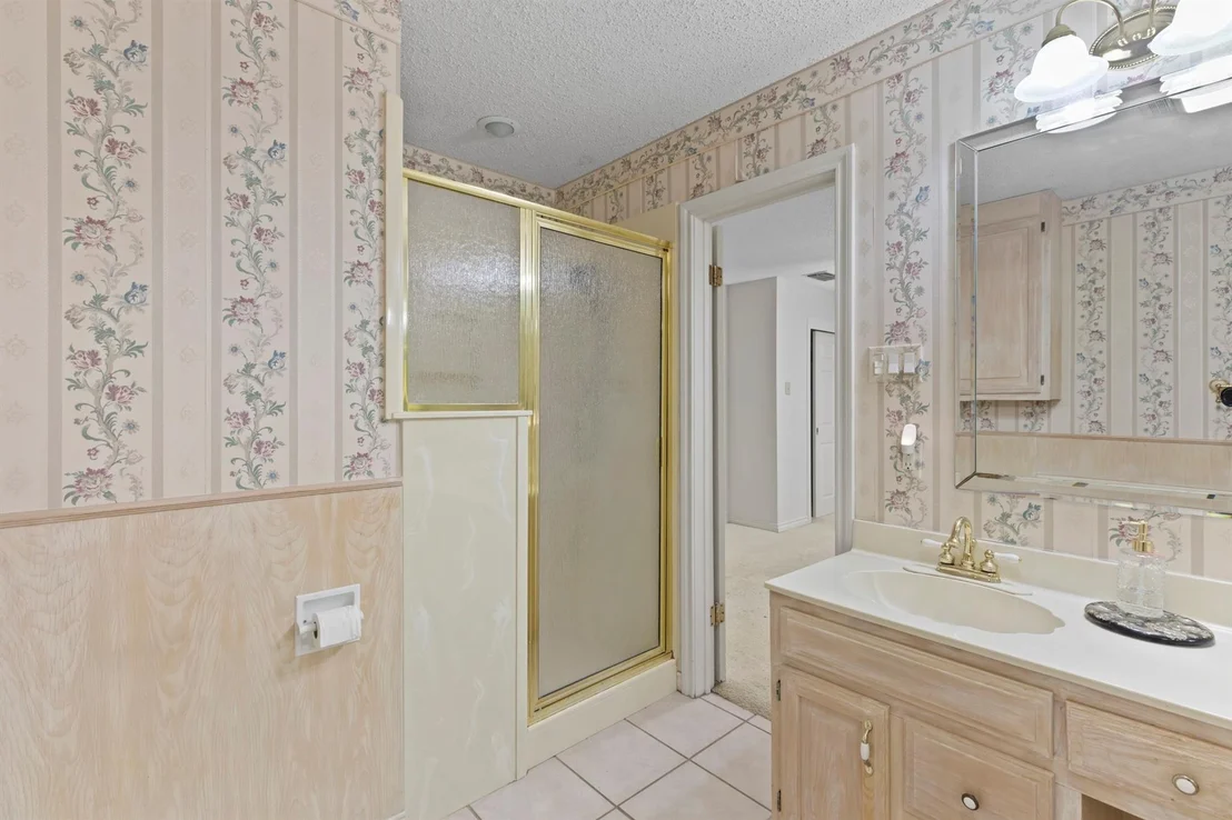 Photo of 1656 Pineview Lane