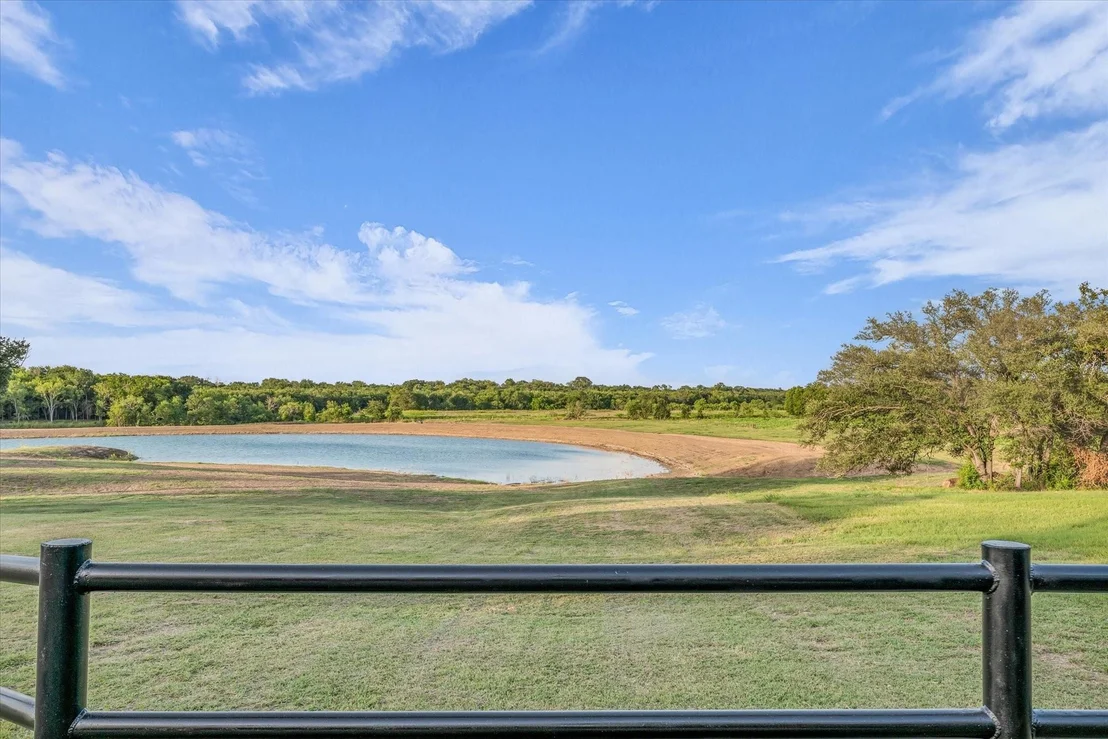 Photo of 350 County Road 494 S