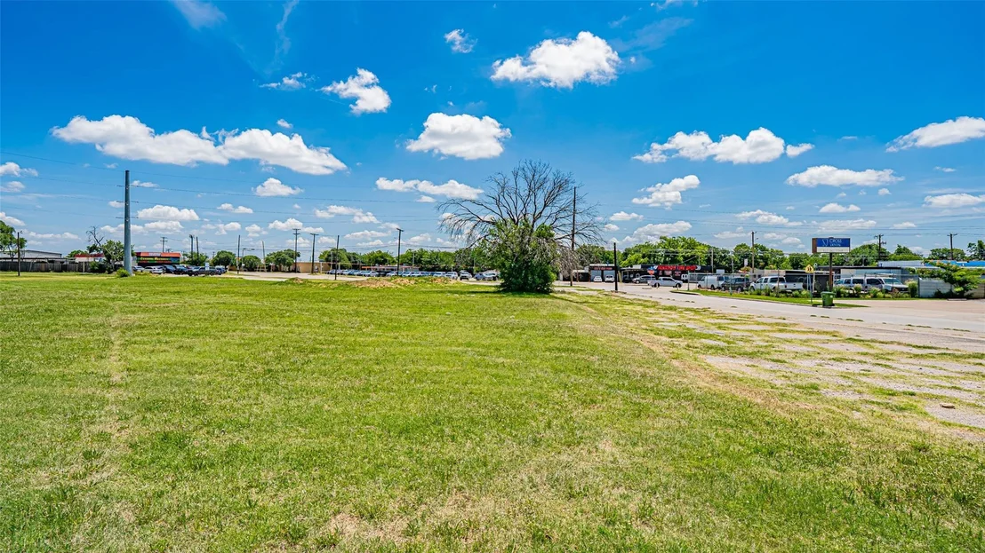 Photo of 730 S Cherry Lane