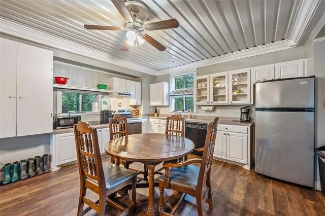 Photo of 23050 COUNTY ROAD 244