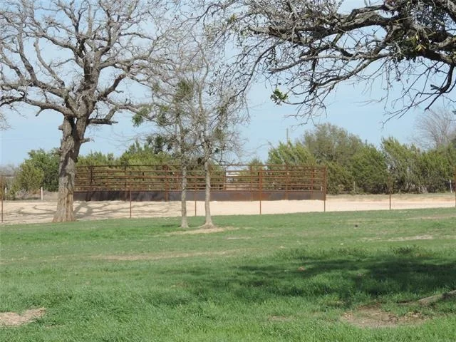 Photo of 1075 County Road 494