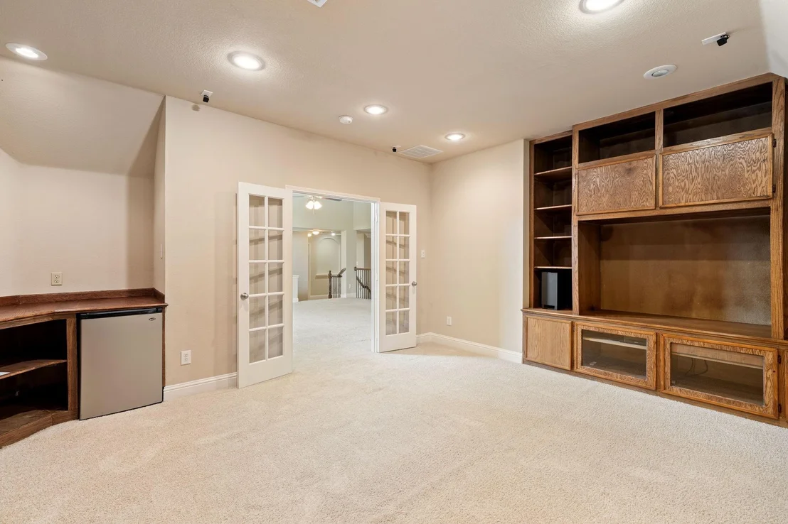 Photo of 1750 Lake Forest Drive